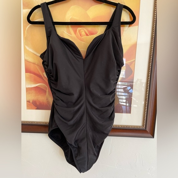 Miraclesuit Classic Black Swimsuit - Picture 1 of 7